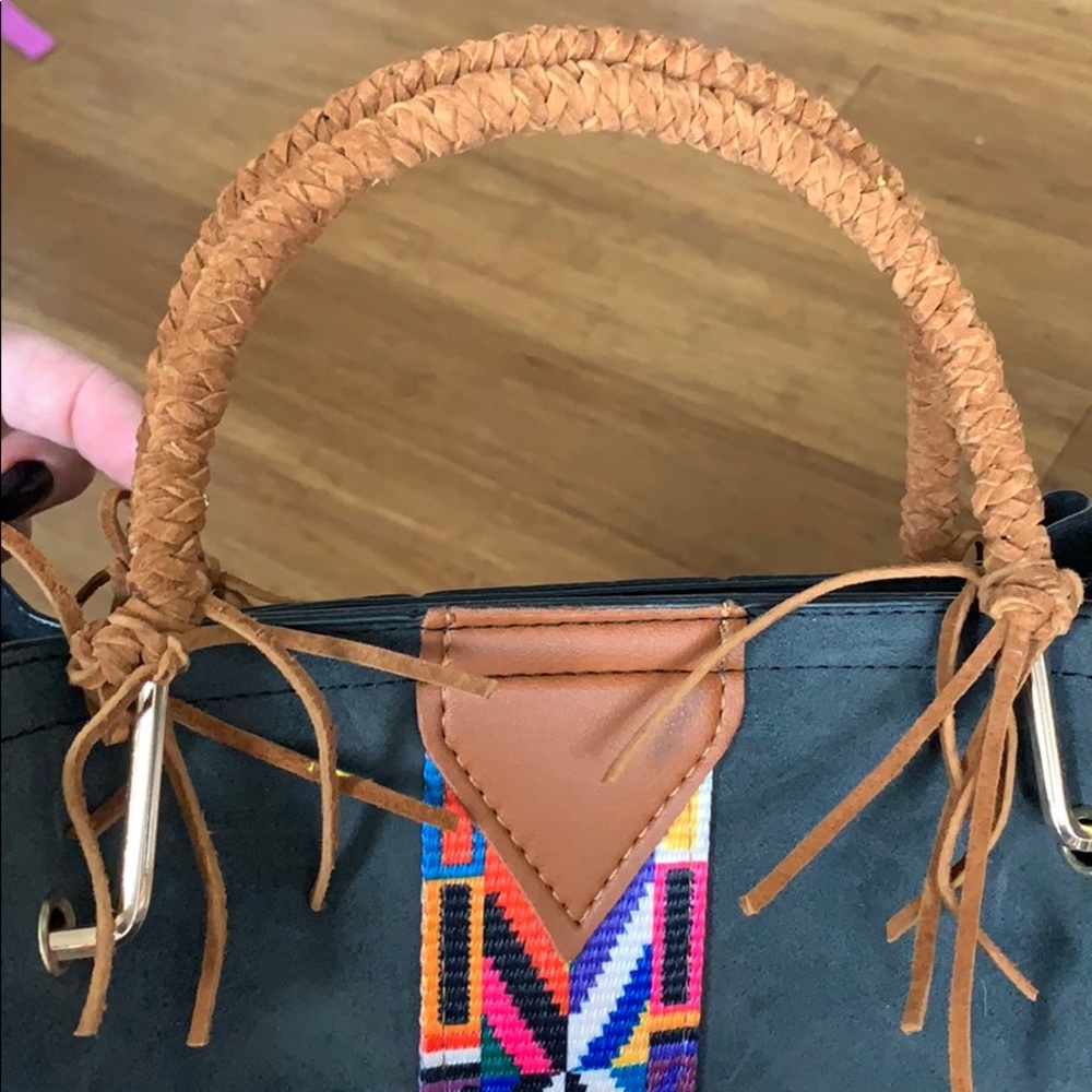 Beautiful bag! - Picture 3 of 3